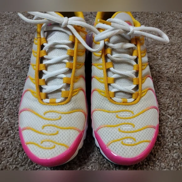 Nike Women's Air Max Plus Premium White Tropical Twist Sneakers 8.5 - Picture 10 of 12